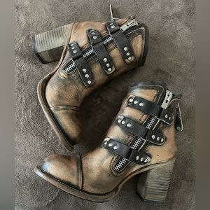 **SOLD** Freebird BECKETT